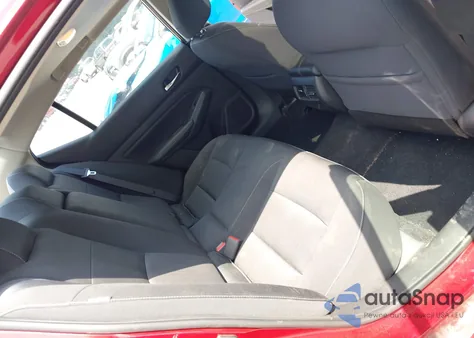 2019 Nissan Altima 2.5 Sv z USA, uszkodzony, nr VIN 1N4BL4DW6KC186110